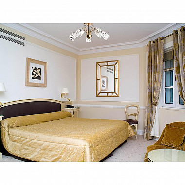 Потолочная люстра MW-Light Олимпия 638010105