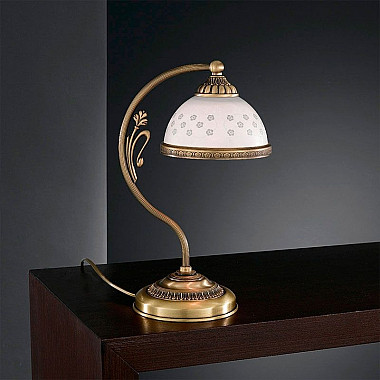 Интерьерная настольная лампа 8200 P 8200P