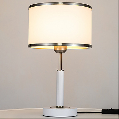 Интерьерная настольная лампа Alton CL421812