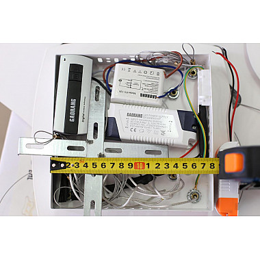 Подвесной светодиодный светильник Omnilux Vesimo OML-02403-58