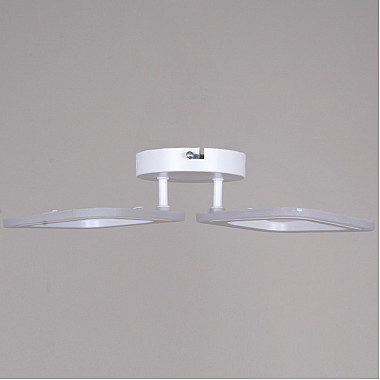 Потолочная люстра 05104-0.3-02 WH