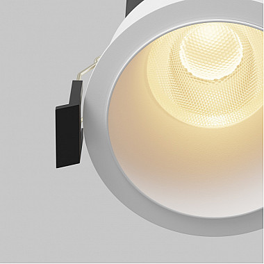 Точечный светильник Dip DL118-15W-2.7K-W