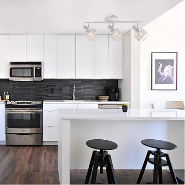 Спот Rook 689/3P White