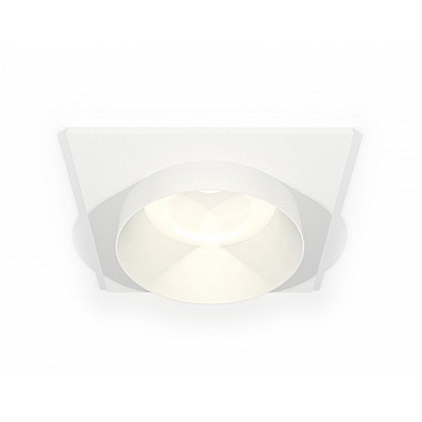 Точечный светильник Techno Spot XC6520020