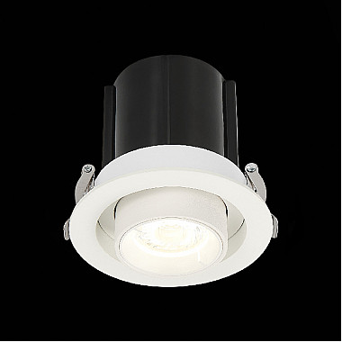 Точечный светильник ST702.148.12