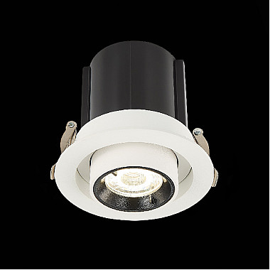 Точечный светильник ST702.238.12