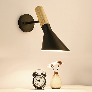 Бра AJ Wall by Arne Jacobsen for Louis Poulsen Черный