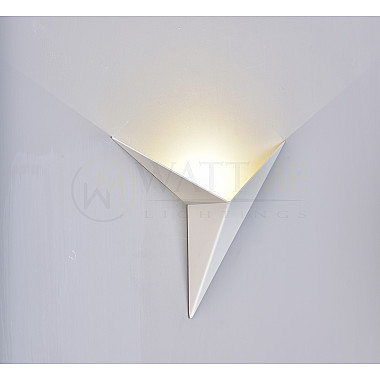 НАСТЕННЫЙ СВЕТИЛЬНИК VASILY AP Белый