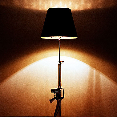 Торшер Flos Guns Lounge Gun Gold by Philippe Starck